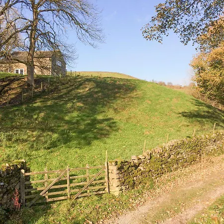 Tom's Barn Hebden